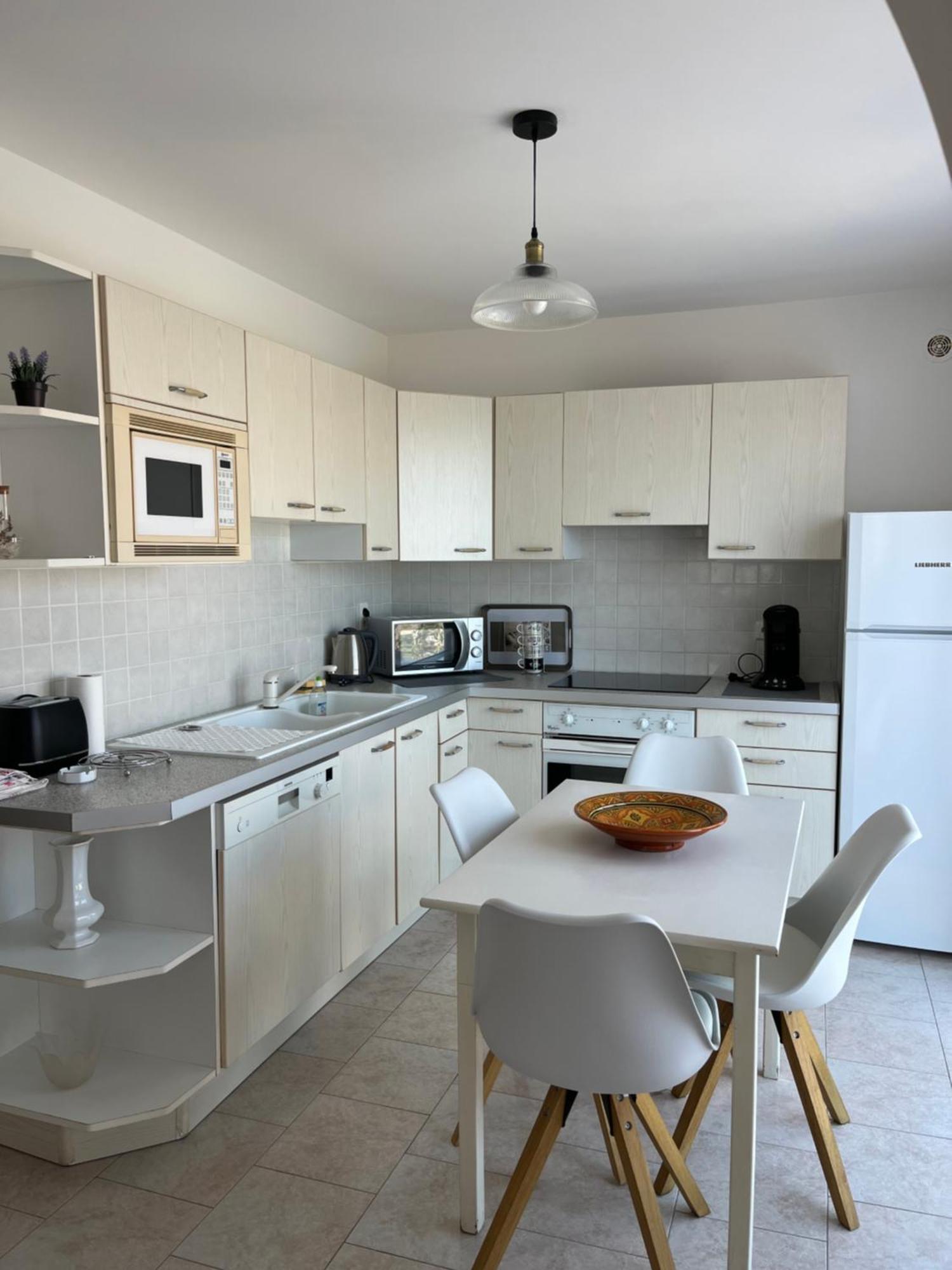 Appartement Rez De Villa Л'Іль-Русс Екстер'єр фото